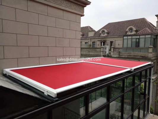 Chất che nắng mái nhà tùy chỉnh Motorized Retractable Awning cho phòng nắng